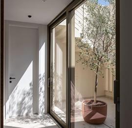 4-Bedroom Luxury Villa with Heated Pool, Ciovo near Trogir – Sleeps 8